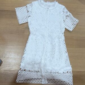 Elegant White Lace Dress